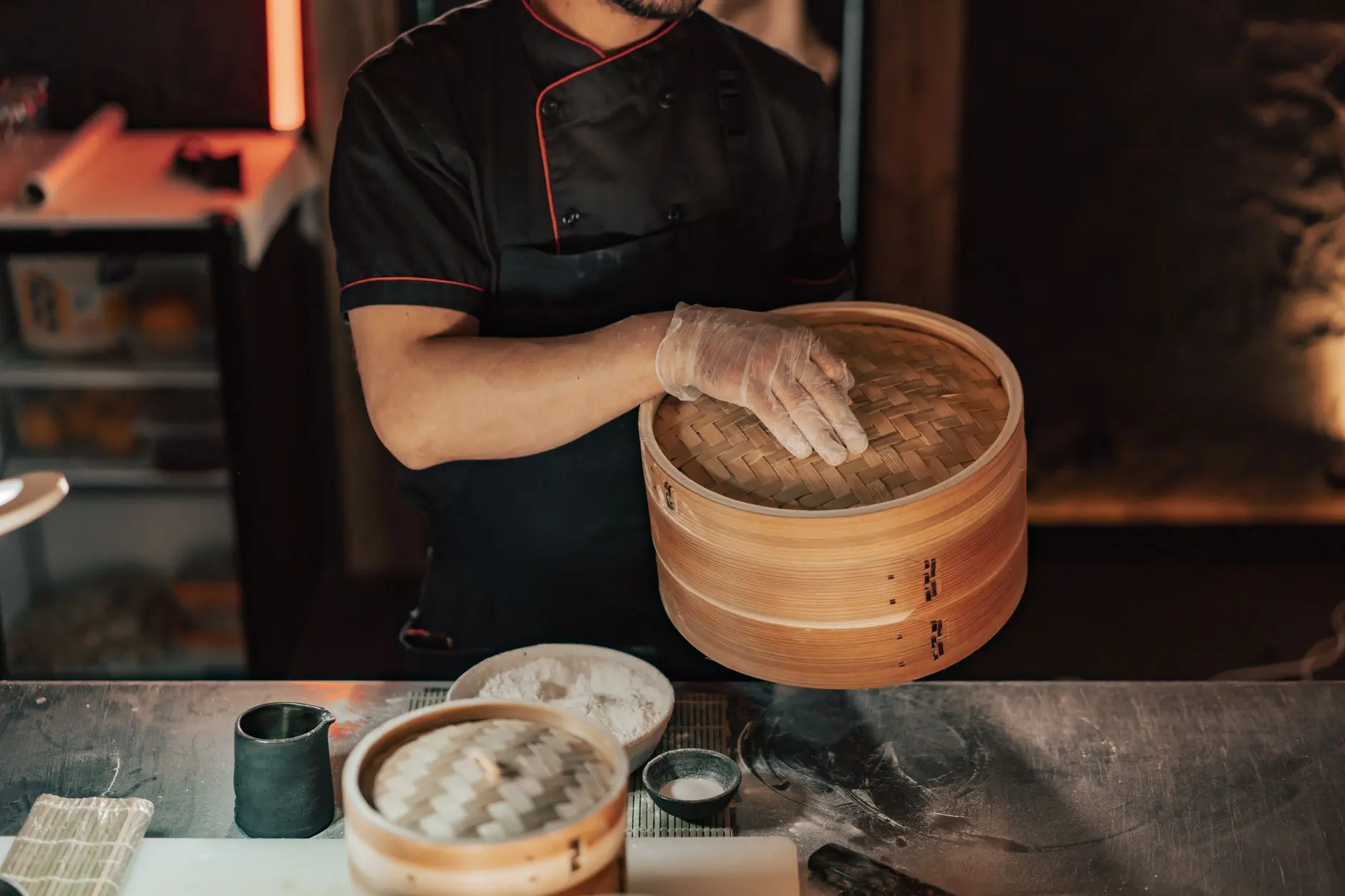 导热硅脂在光伏逆变器散热中的应用与九鹏科技解决方案